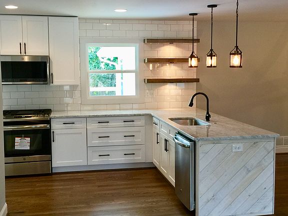 Beautiful Shaker Cabinets