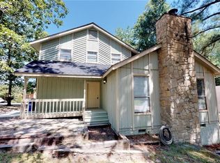 5830 Waters Edge Dr, Fayetteville, NC 28314