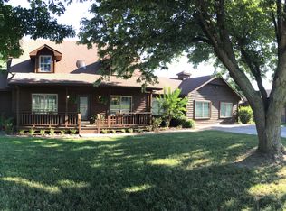 135 N Double Springs Rd, Farmington, AR 72730