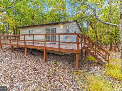 33 Maple Ln, Berkeley Springs, WV 25411