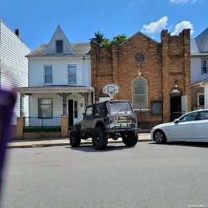 19-21 N Chestnut St, Mount Carmel, PA, 17851