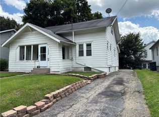 1558 Hillside Ter, Akron, OH 44305