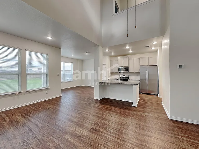 360 Aspen Waters — Photo 4
