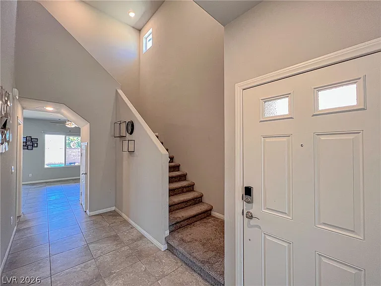385 Canyon Mist Ct — Photo 3