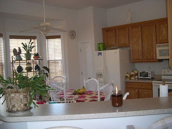 4th image of 7404 Balmore Dr