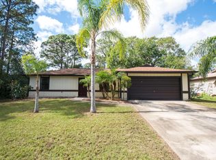 546 Carpenter Ave NW, Palm Bay, FL 32907