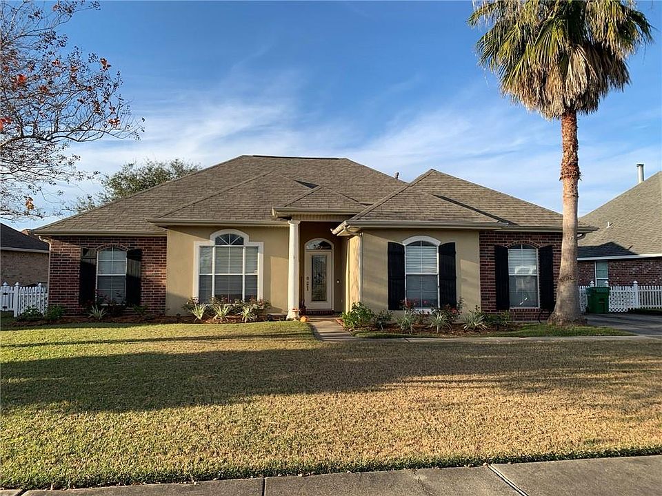 531 Oak Point Dr, La Place, LA 70068 Zillow