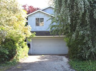 10734 NE Russell St, Portland, OR 97220