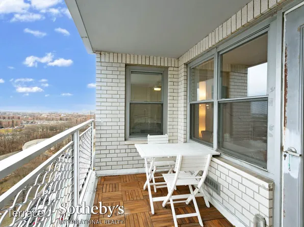 125-10 Queens Boulevard image 15 of 28