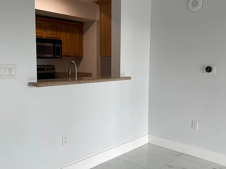 4242 NW 2nd St #915 — Photo 15