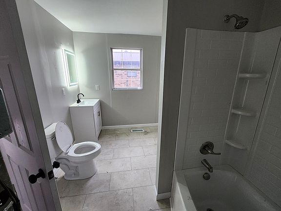 2nd image of 1330 McClung Ave