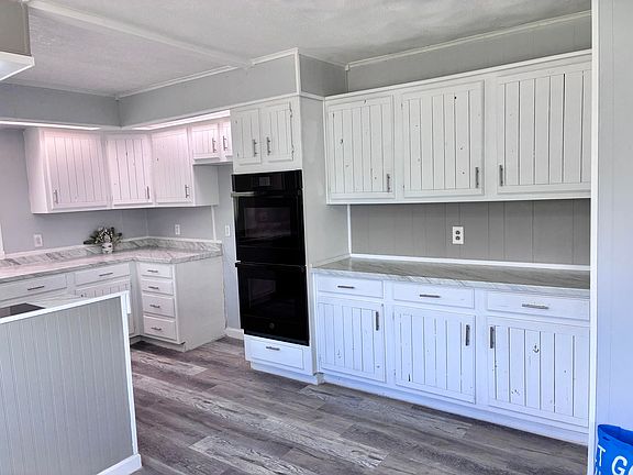 5th image of 506 Hockley Main St