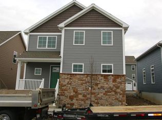 40 Pacific Blvd, Ephrata, PA 17522