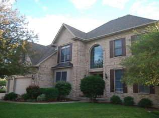 1222 Bristol Ct, Shorewood, IL