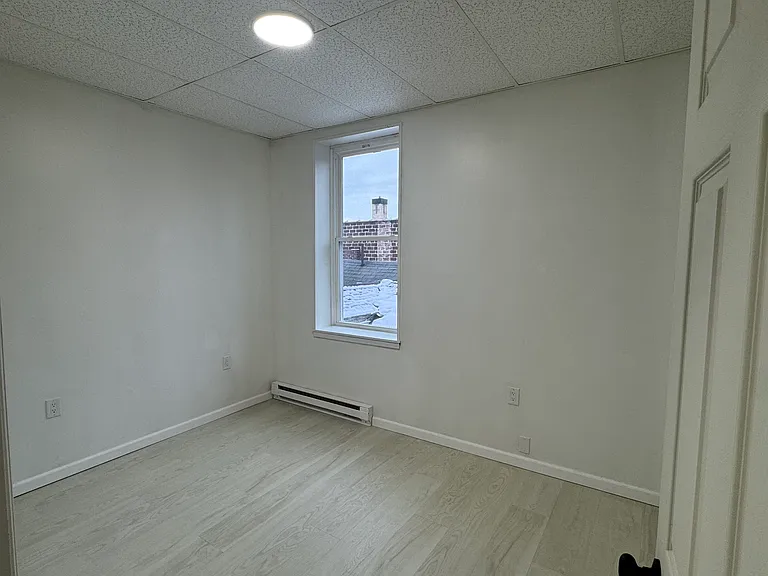 4325 Main St #D — Photo 2