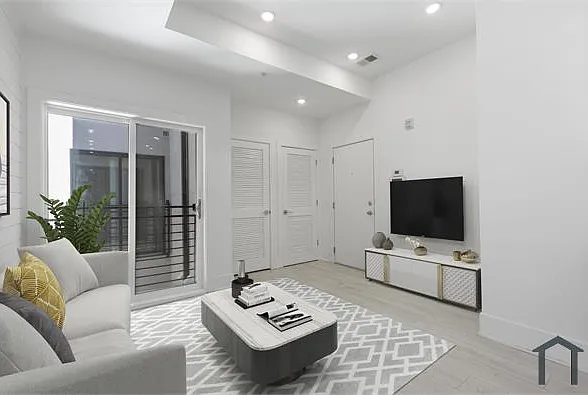 1202 Longfellow St NW #9 — Photo 2