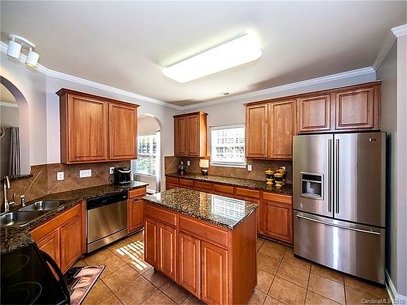 5th image of 9158 Leah Meadow Ln