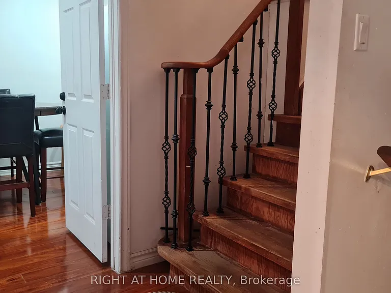 55 Littleleaf Dr #UPPER — Photo 3