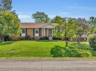 8214 Luree Ln, Hermitage, TN 37076