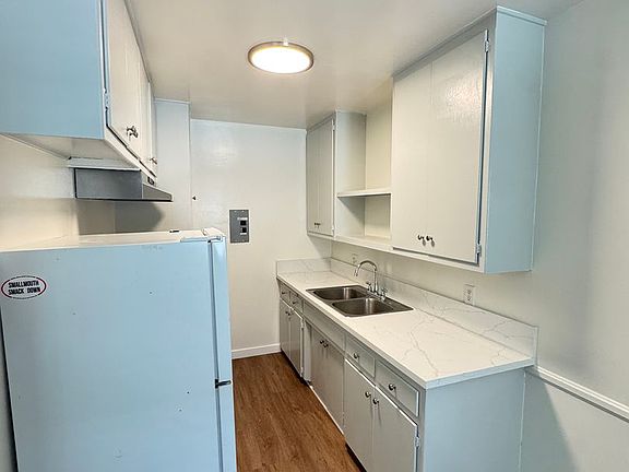 3rd image of 2212 San Anseline Ave APT 2