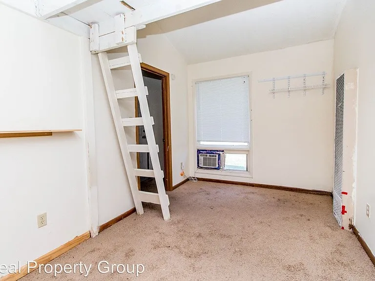 1011 Southpark Dr — Photo 10