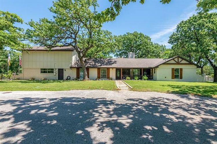 1st image of 2910 S Odell Ct