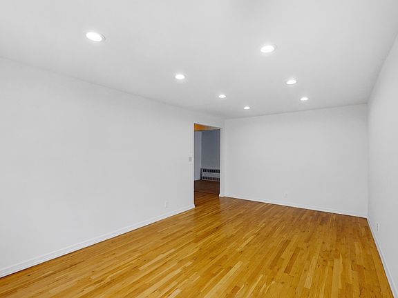 4th image of 2052 E 63rd St Floor 2