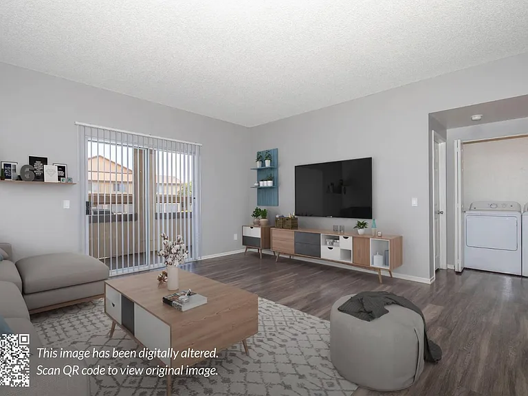 Club Pacifica Apartment Homes — Photo 26