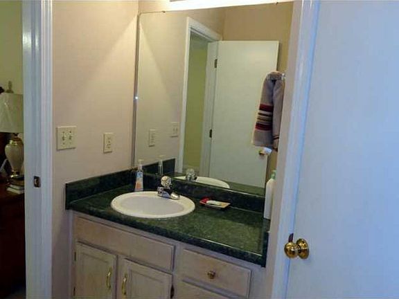 4th image of 1342 Summerfield Pl
