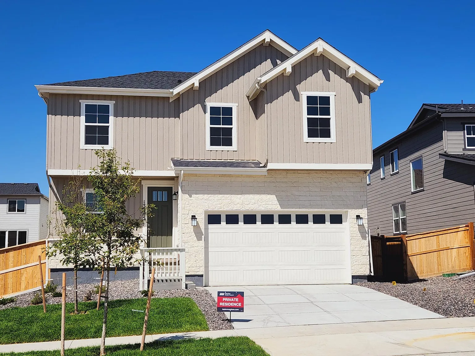 4 bed, 3.5 bath, 3598 sqft, $3,500 — Photo 1