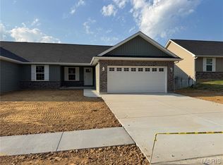 270 Railroad St, Moscow Mills, MO 63362