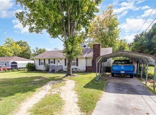 2013 McKinney St, Burlington, NC 27217