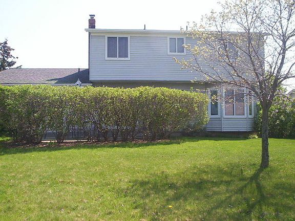 2nd image of 1146 Meadowview Dr