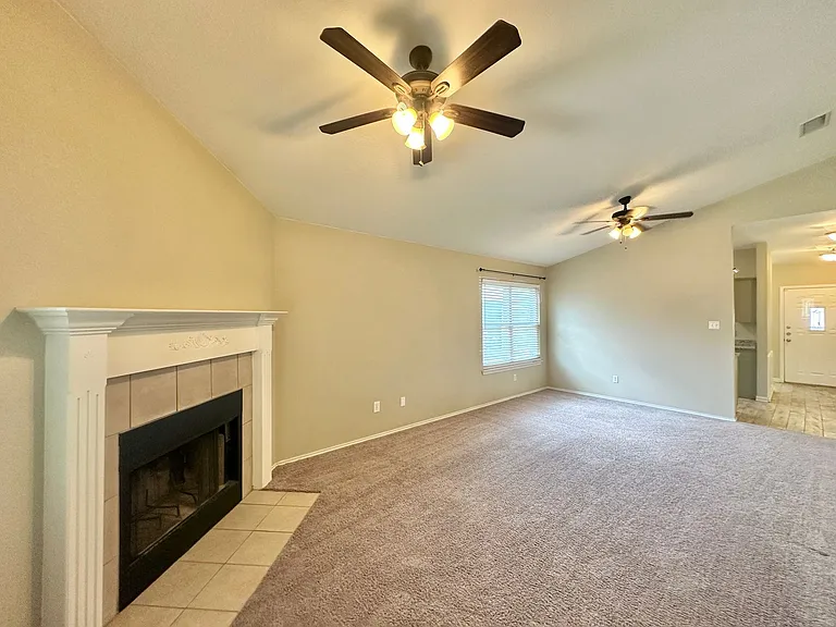 1308 Saddle Dr — Photo 6