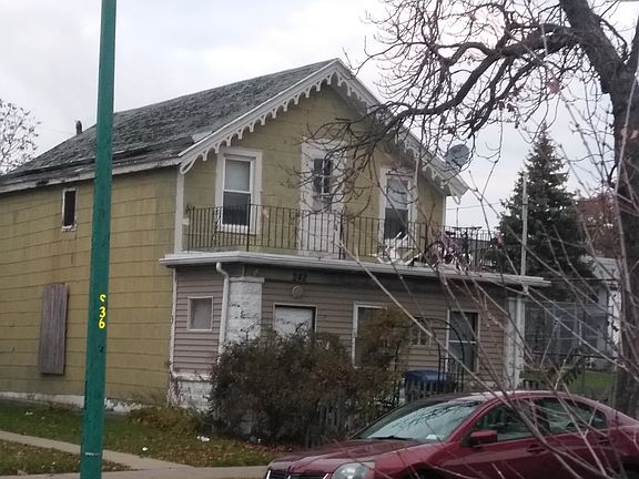 2nd image of 242 Maryland St