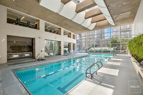 Rented by Christie's International Real Estate Group, LLC | media 32