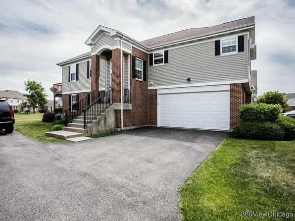1416 Draper Rd, McHenry, IL 60050