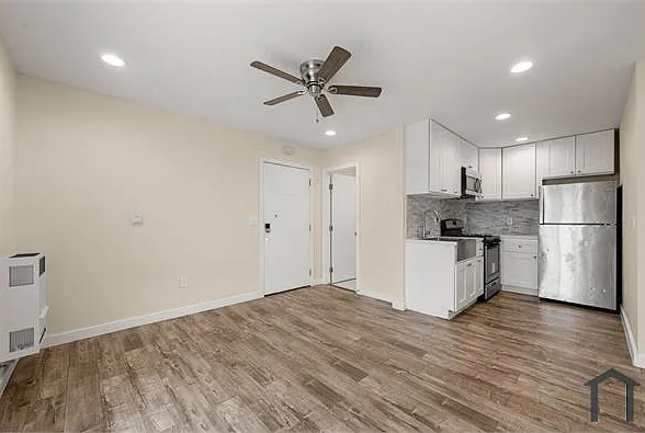 1 bed, 650 sqft, $2,289 — Photo 4