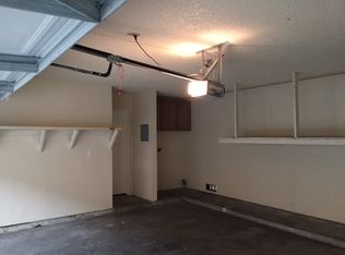 4446 W 137th Pl APT D, Hawthorne, CA 90250