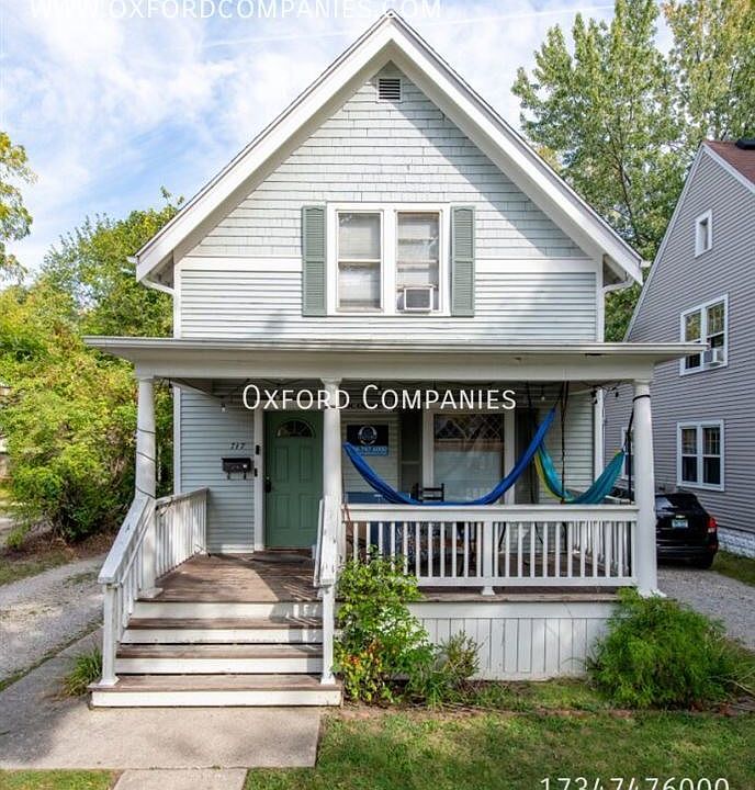 1st image of 717 Dewey Ave