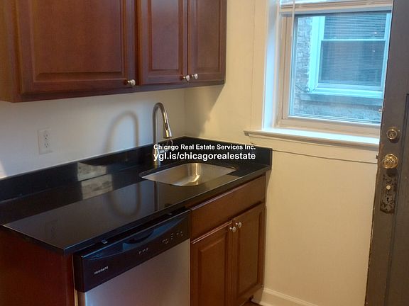 5th image of 5131 N Damen Ave