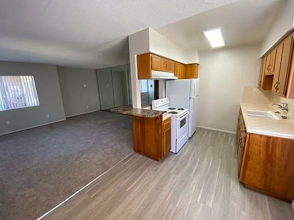 3rd image of 3620 Georgia St APT 10