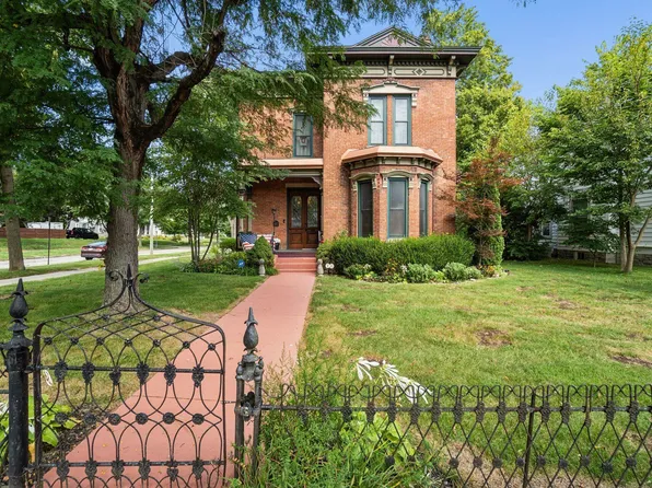 78 W Lincoln Ave, Delaware, OH 43015
