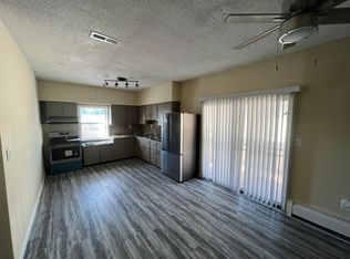 2560 E William St #B, Decatur, IL 62521