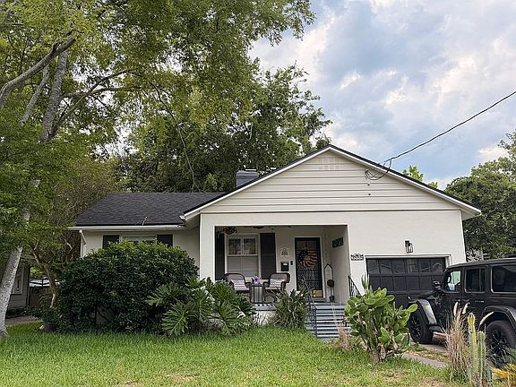 2nd image of 3555 Dellwood Ave
