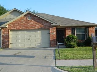 925 W Prairie Wind Way, Mustang, OK 73064