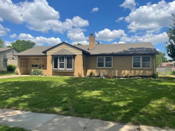 2818 E Menlo St, Wichita, KS 67211