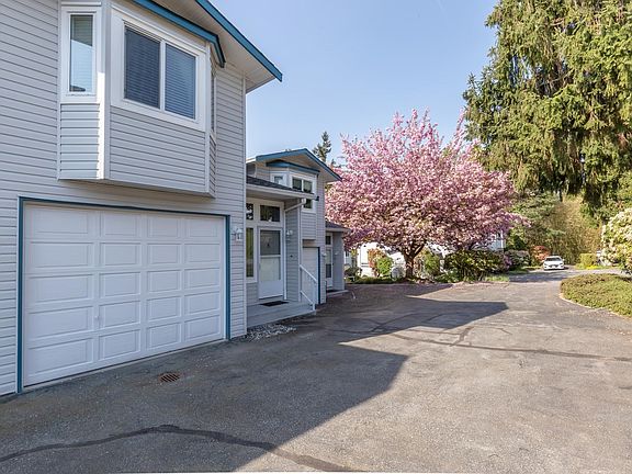 2nd image of 32752 4th Ave #8