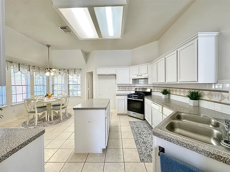 5822 Carta Valley Ln — Photo 15