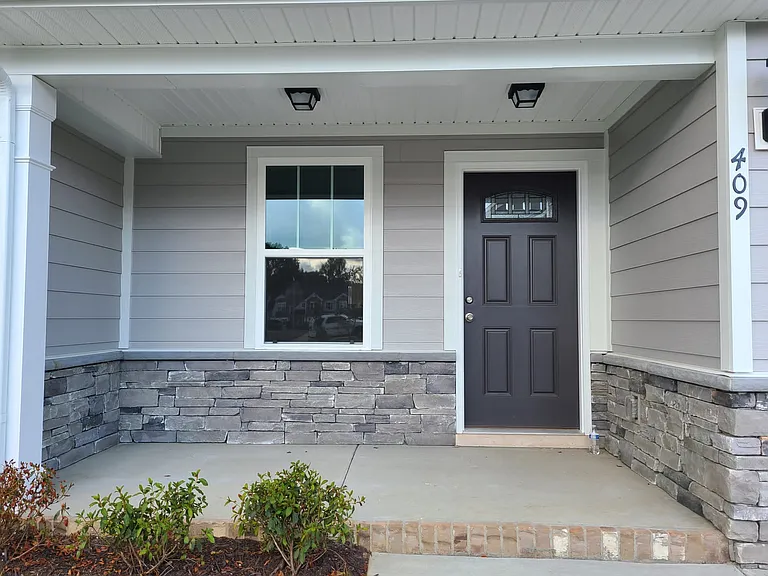 409 Tristan Way — Photo 4